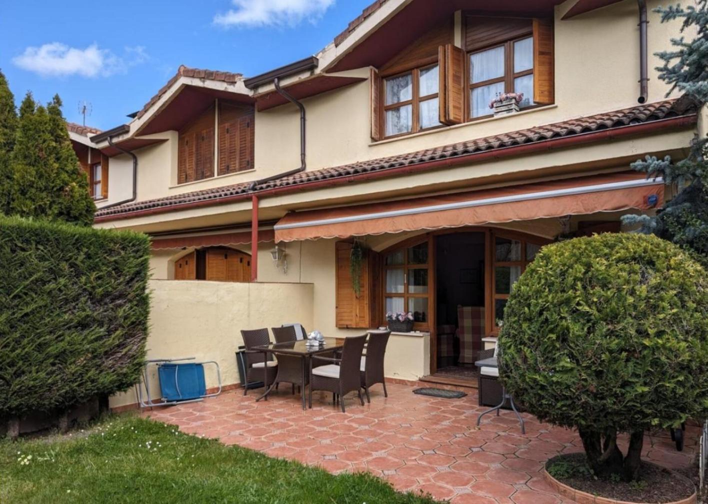 Encantadora Casa Bien Cuidada Cerca Del Aeropuerto Ferienhaus